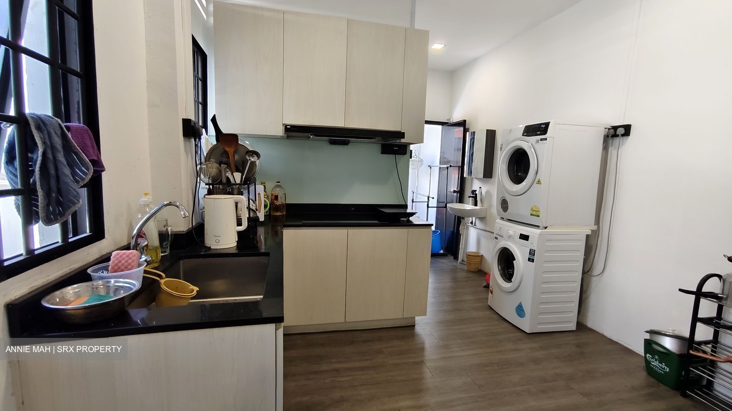 Lorong 42 Geylang (D14), Terrace #569910021